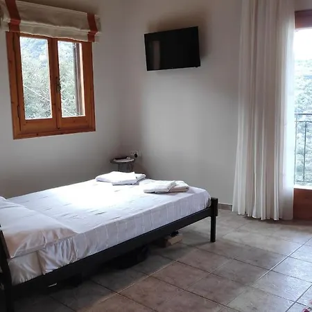 Stefanis Traditional House - Kampos Apartamento Kámbos